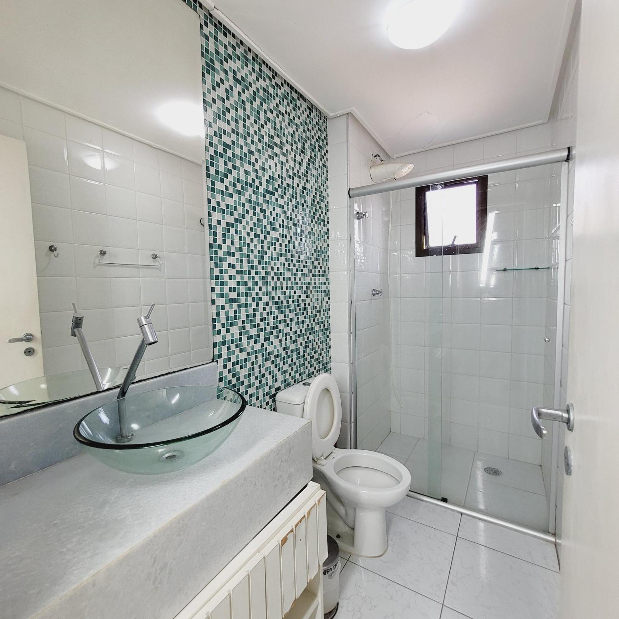 Paraiso No Enseada - Piscina - Ar Condicionado - Wifi - Garagem *
